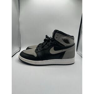 Air Jordan 1 Retro High OG GS “Shadow” 2018 size 7y/8.5womens